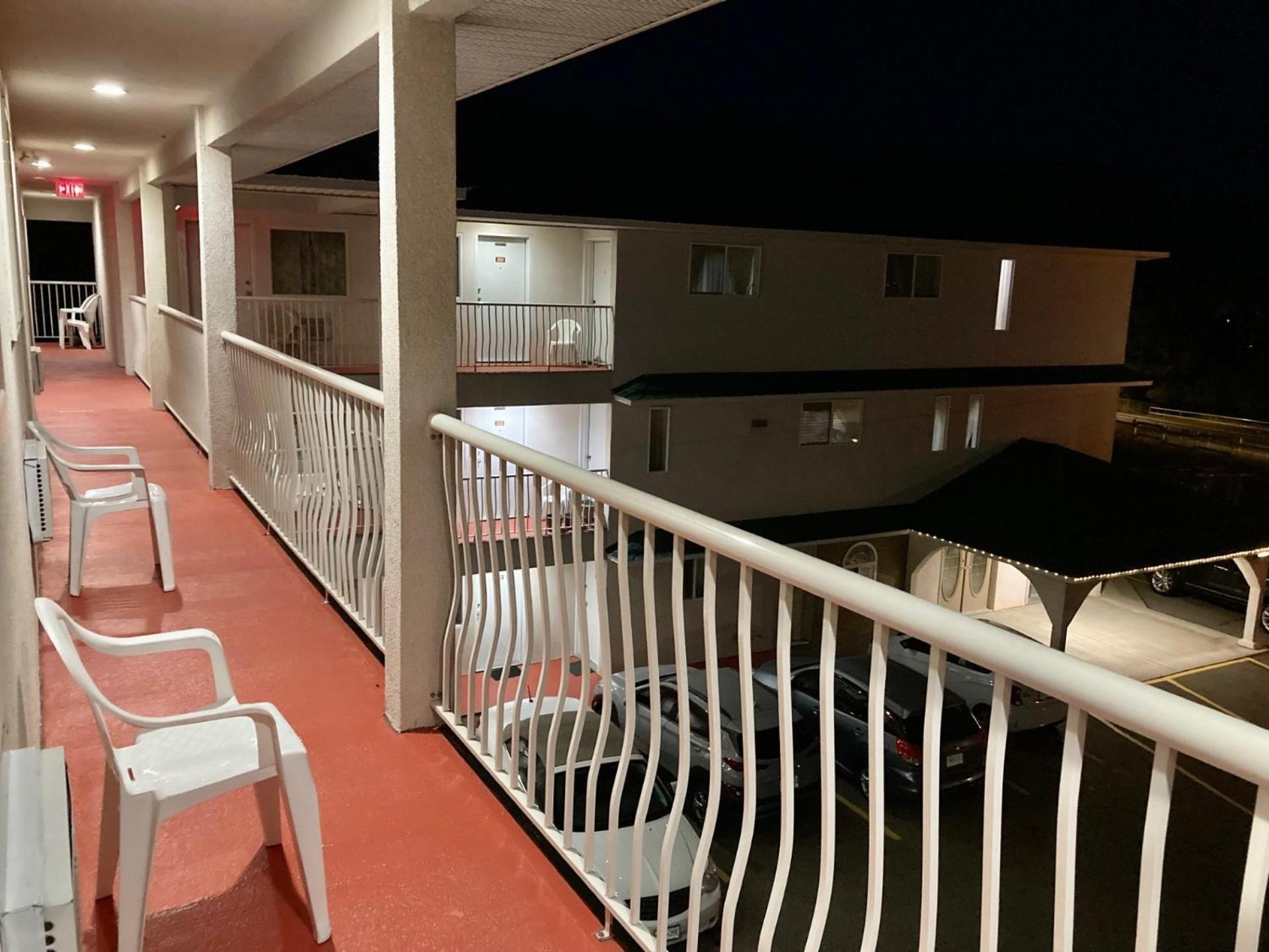 Motel 99 Гранд-Форкс Экстерьер фото